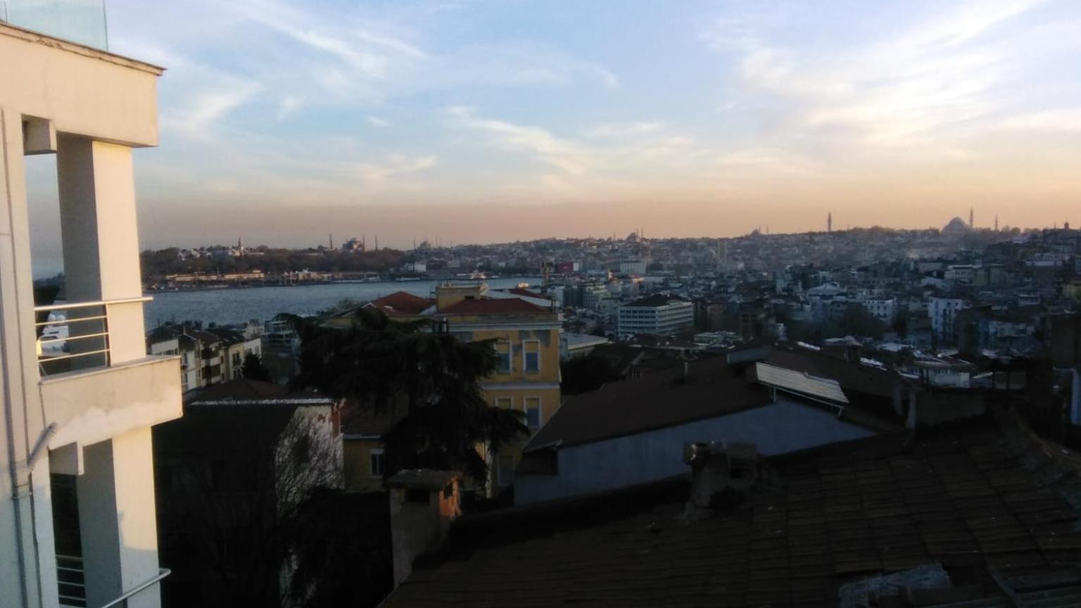 Nobis Cihangir Apartments Istanbul Exteriör bild